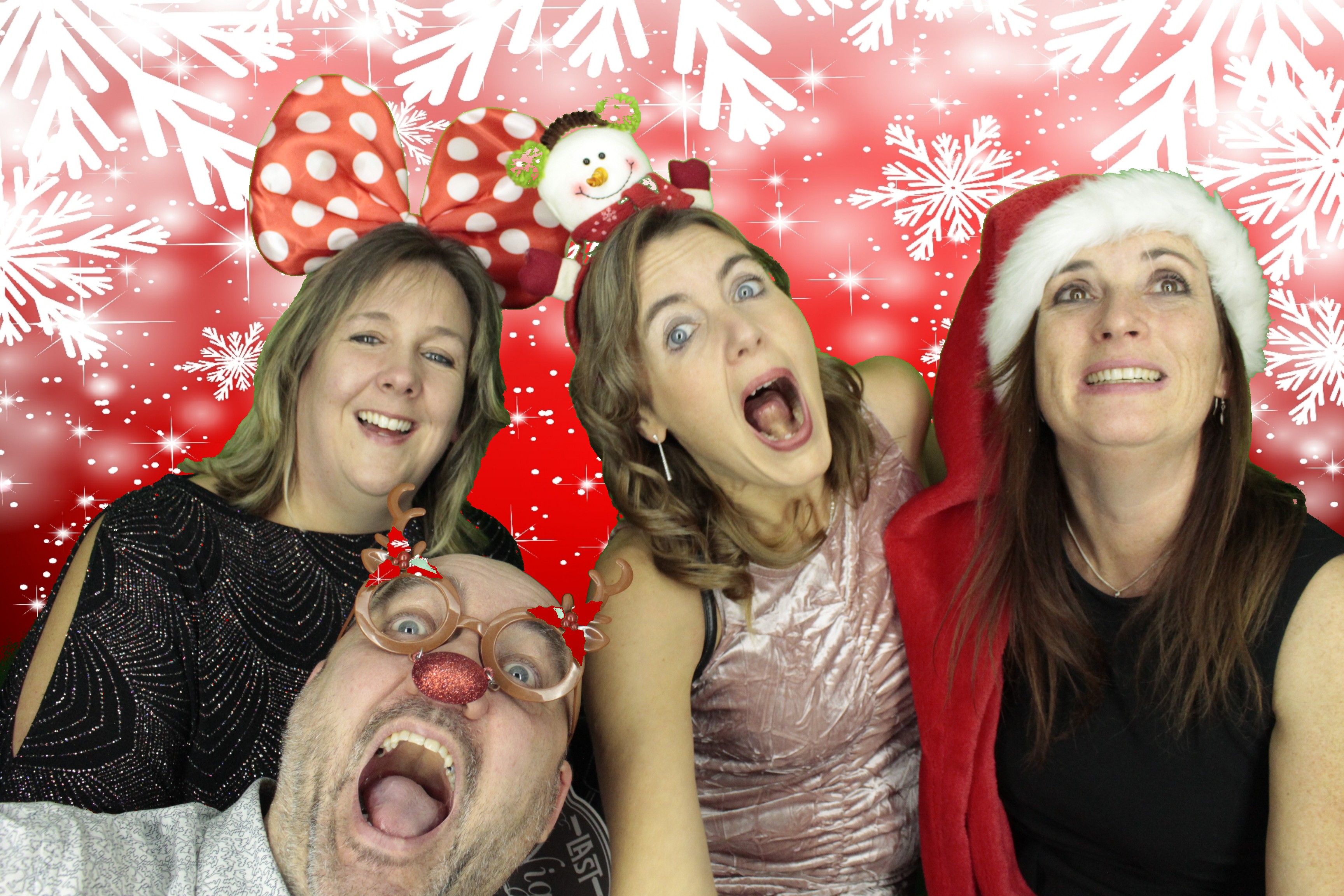 Ocean Network Express Christmas Party 2019 | View more photos from the event at gallery.myphotoboothexperience.co.uk/u/MyPhotoBoothExperienceLtd/Ocean-Network-Express-Christmas-Party-2019